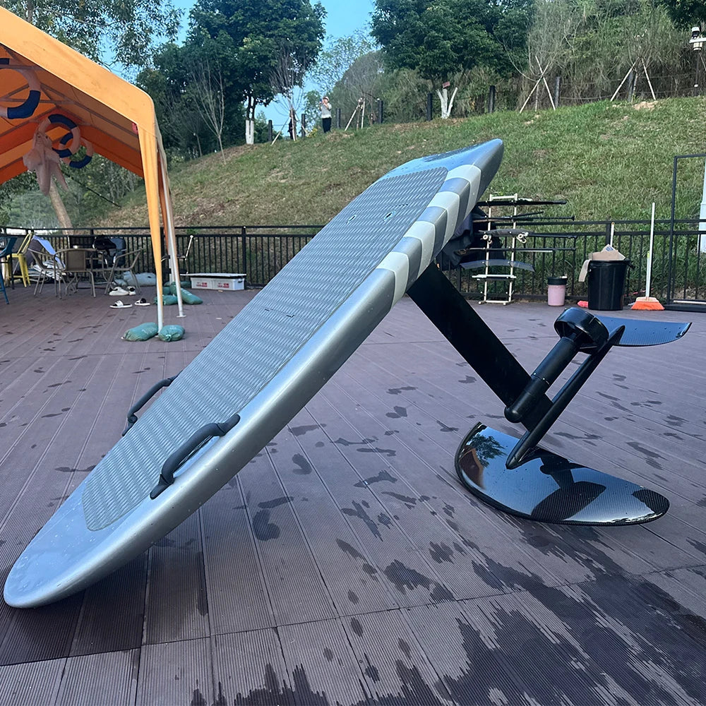 Planche de surf électrique carbone 50 km/h haute performance