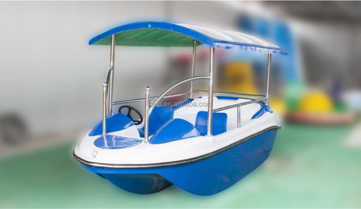 Bateau solaire électrique 6 places en fibre de verre