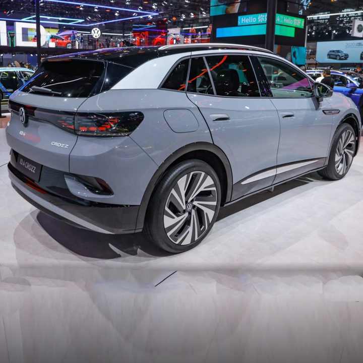 Véhicule électrique Volkswagen ID4 CROZZ 2024