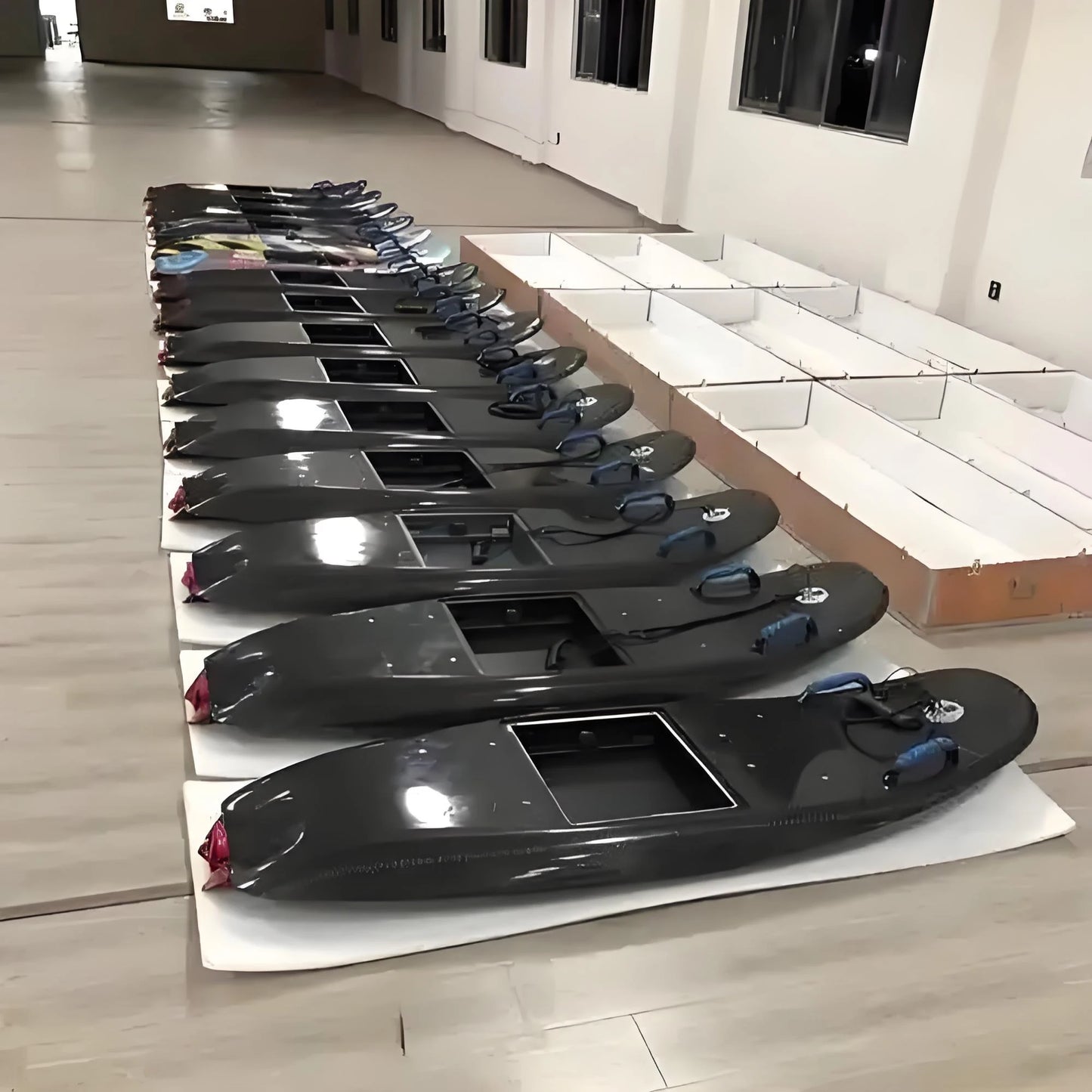 Planche de surf électrique haute puissance en fibre carbone 183x60x26 cm