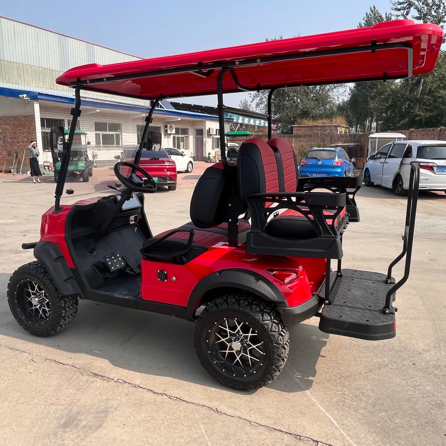 Voiturette de Golf Électrique 4 Places HT550 – Mobilité Verte