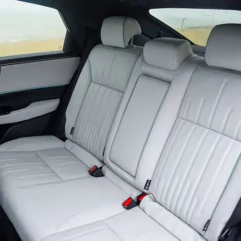 Voiture électrique Honda e:NP2 Avancée