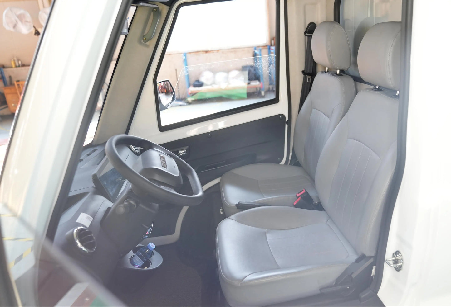 Camionnette Électrique Beemotor 650kg, 300km Autonomie, Vitesse 80km/h