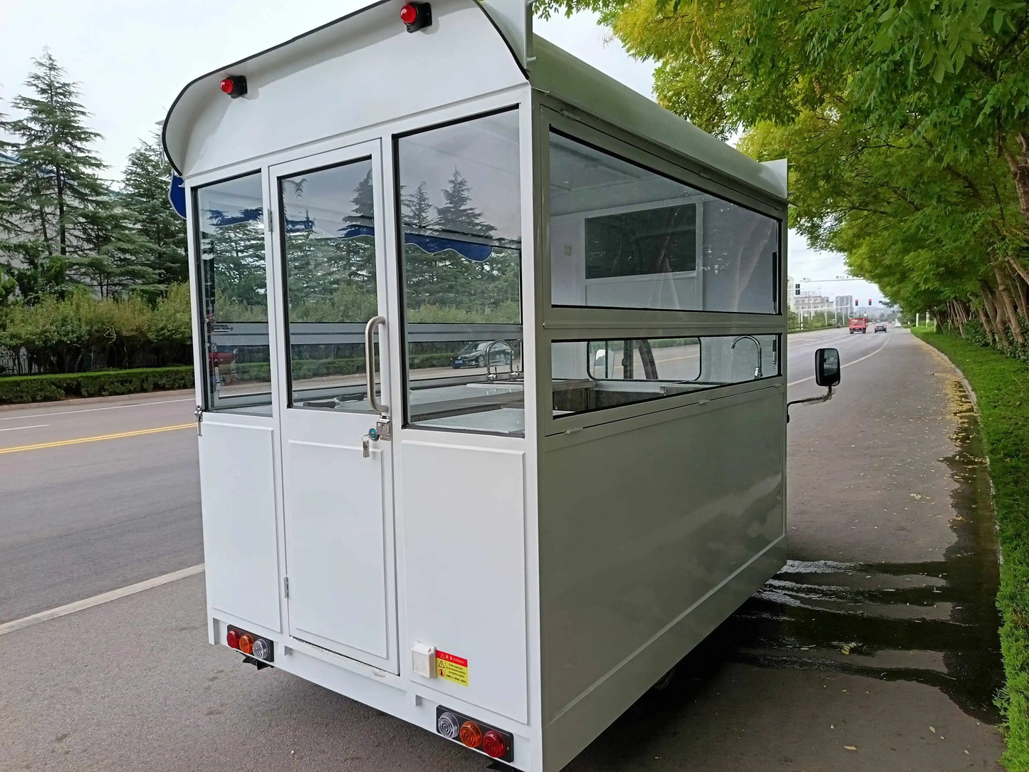 Tricycle Électrique SANSHELL 8kW Camion Glaces Mobile 220V