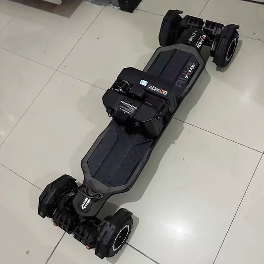 Skateboard Électrique Exway Atlas Pro Gear V2 – 4 roues, 7000W, 35 km d’autonomie