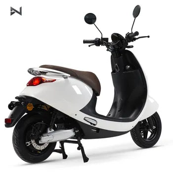 Scooter Électrique Adulte 3000W: Puissant, Confortable, Écologique, Urbain 50cc